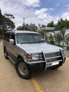 -Mitsubishi Pajero